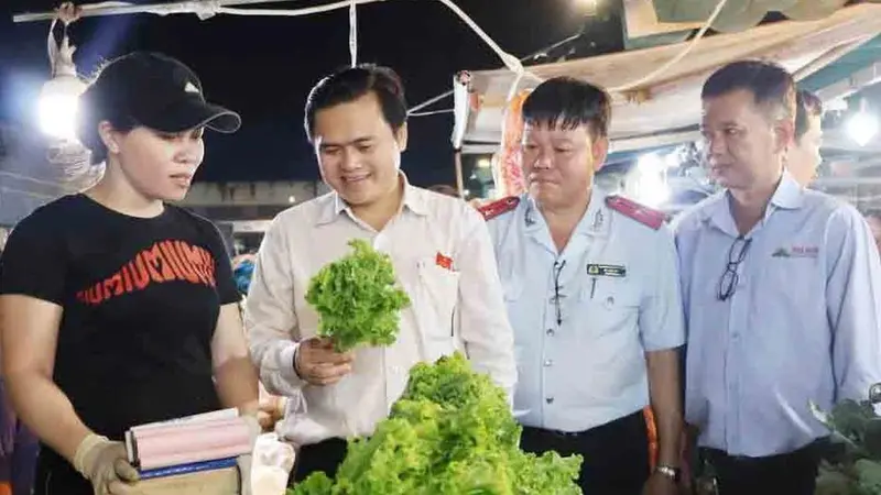 HĐND TP.HCM đẩy mạnh giám sát quản lý nhà nước về an toàn thực phẩm