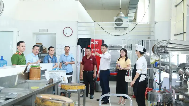 Nghe An Proposes 177 Million VND Fines for 7 Food Safety Violators
